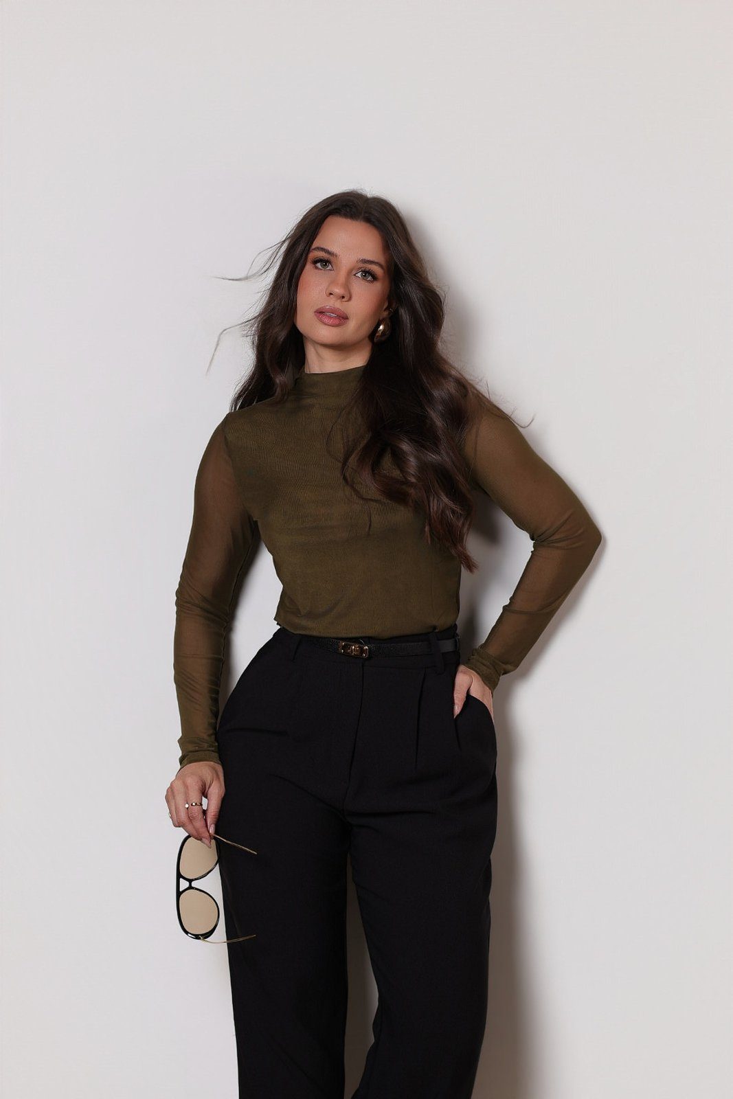 Blusa tule Lily — verde oliva