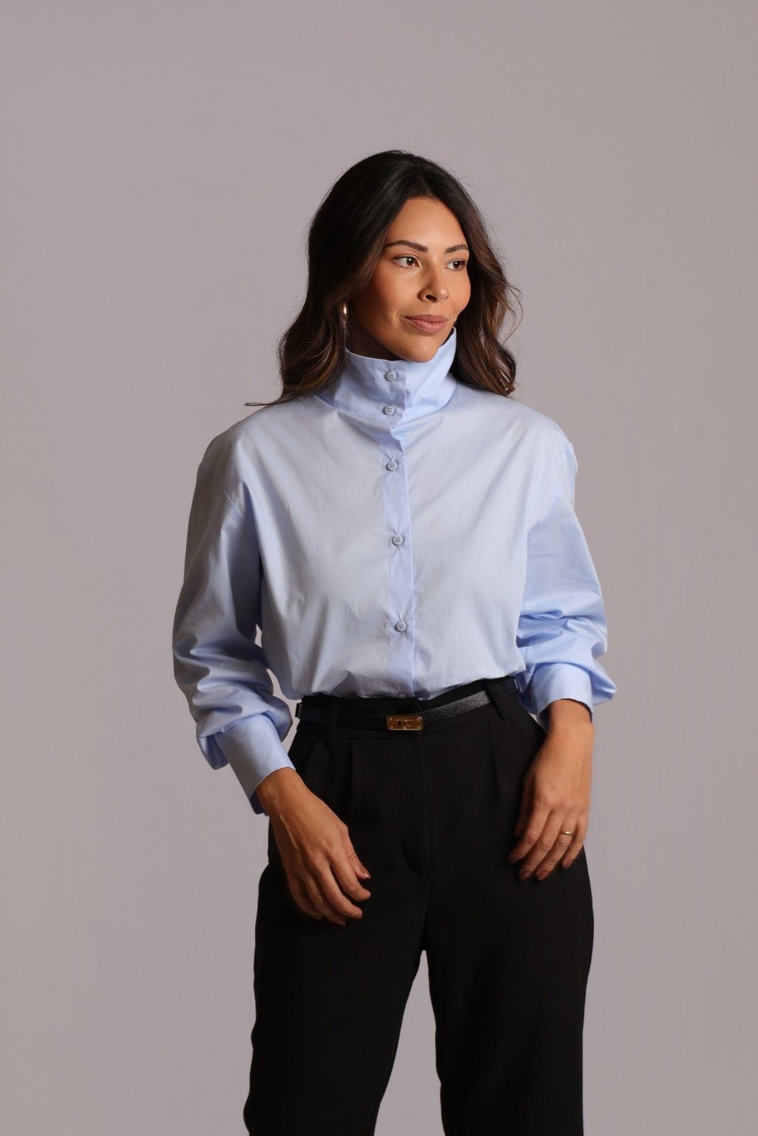 Camisa gola altiva — azul