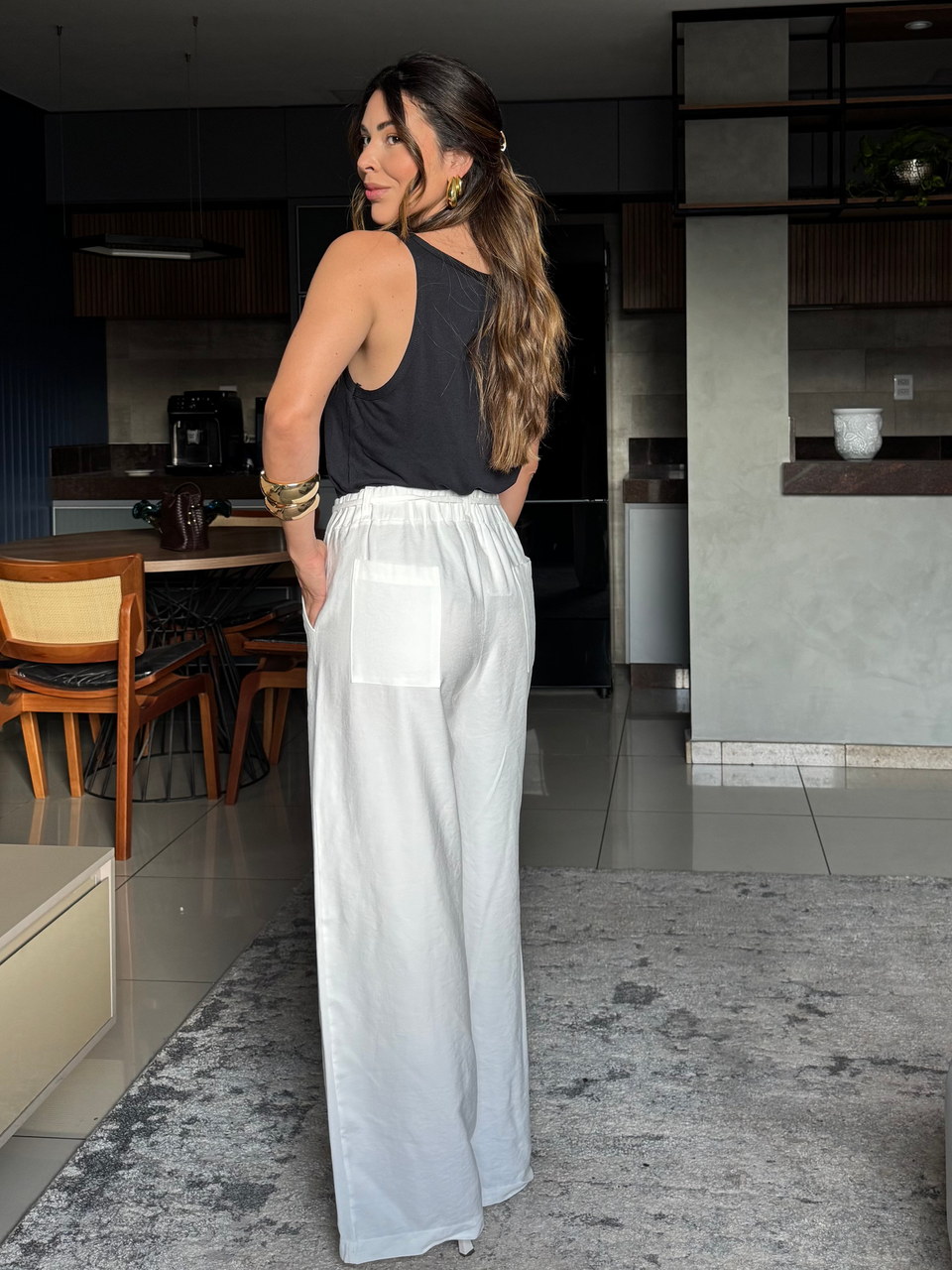 Calça Pantalona Luíza off white — Calça Malê