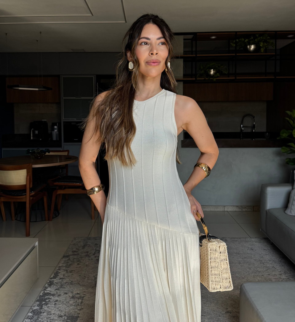 Vestido tricô midi Laís areia — Vestidos Malê