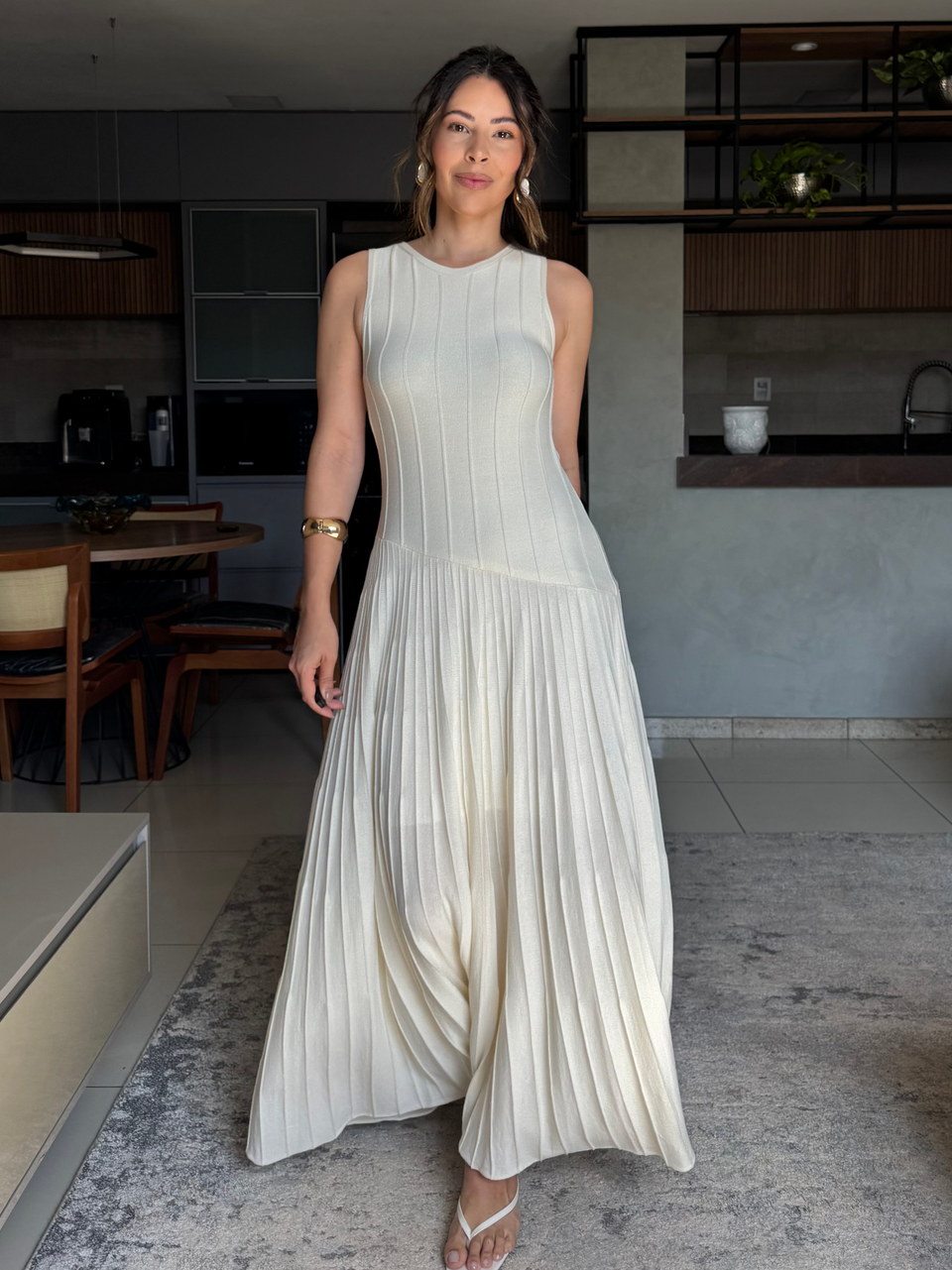 Vestido tricô midi Laís areia — Vestidos Malê